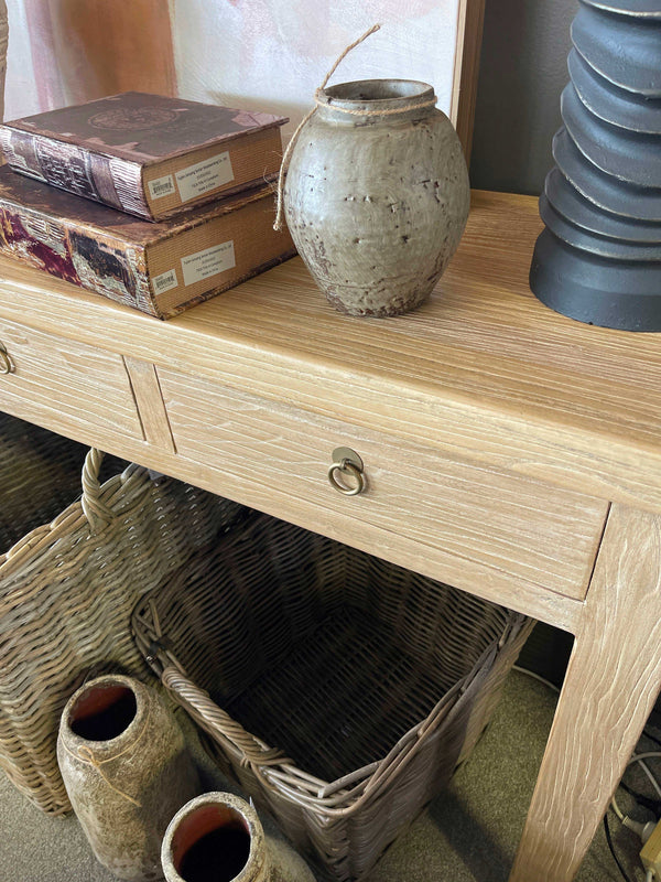 El Paso Console - 3 Drawer