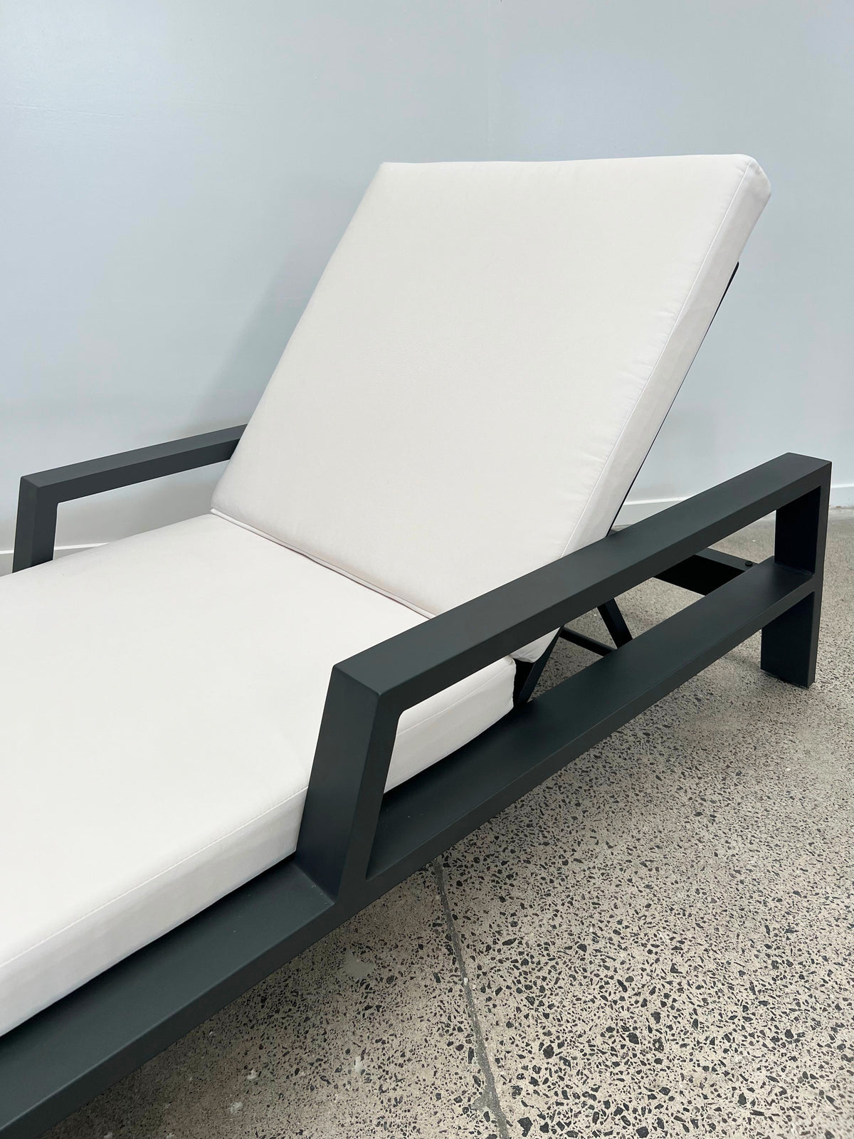 Fitzroy Outdoor Sun Lounger