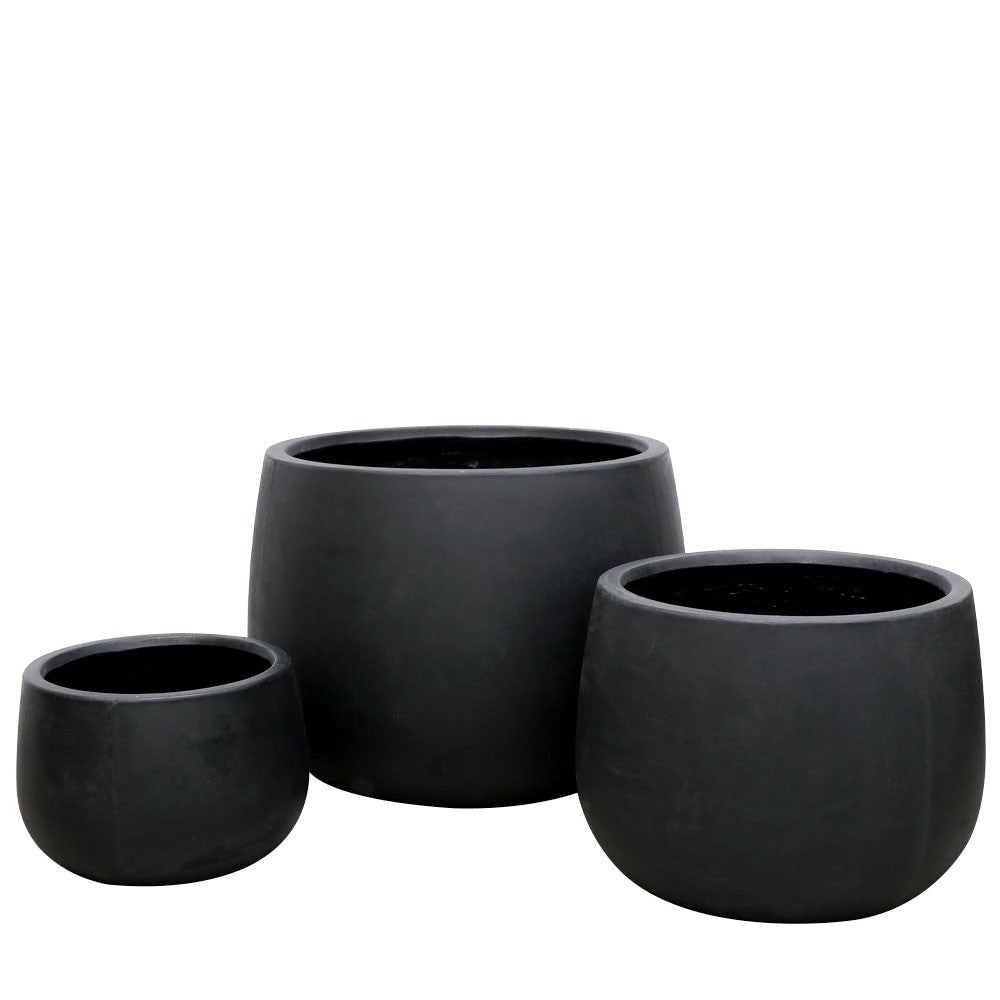 Ahuriri Black Outdoor Planter - Medium