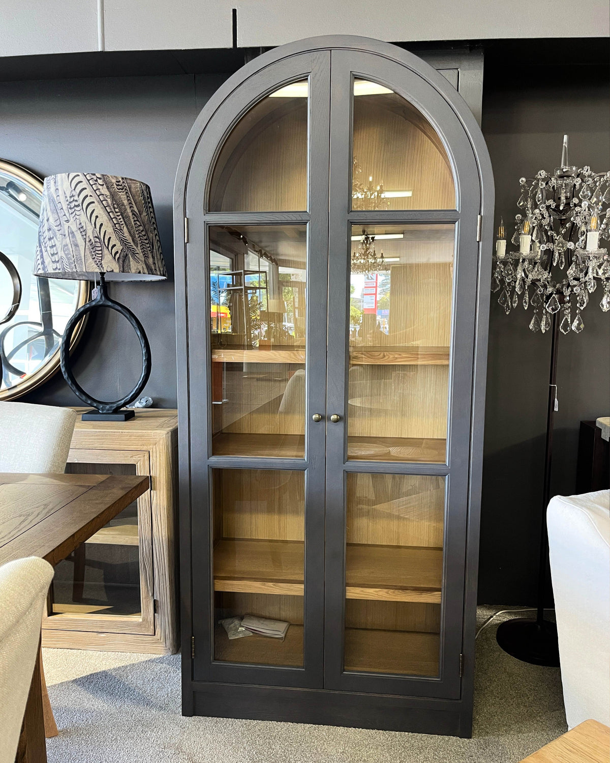 Ontario Arch Curve Cabinet - Oak