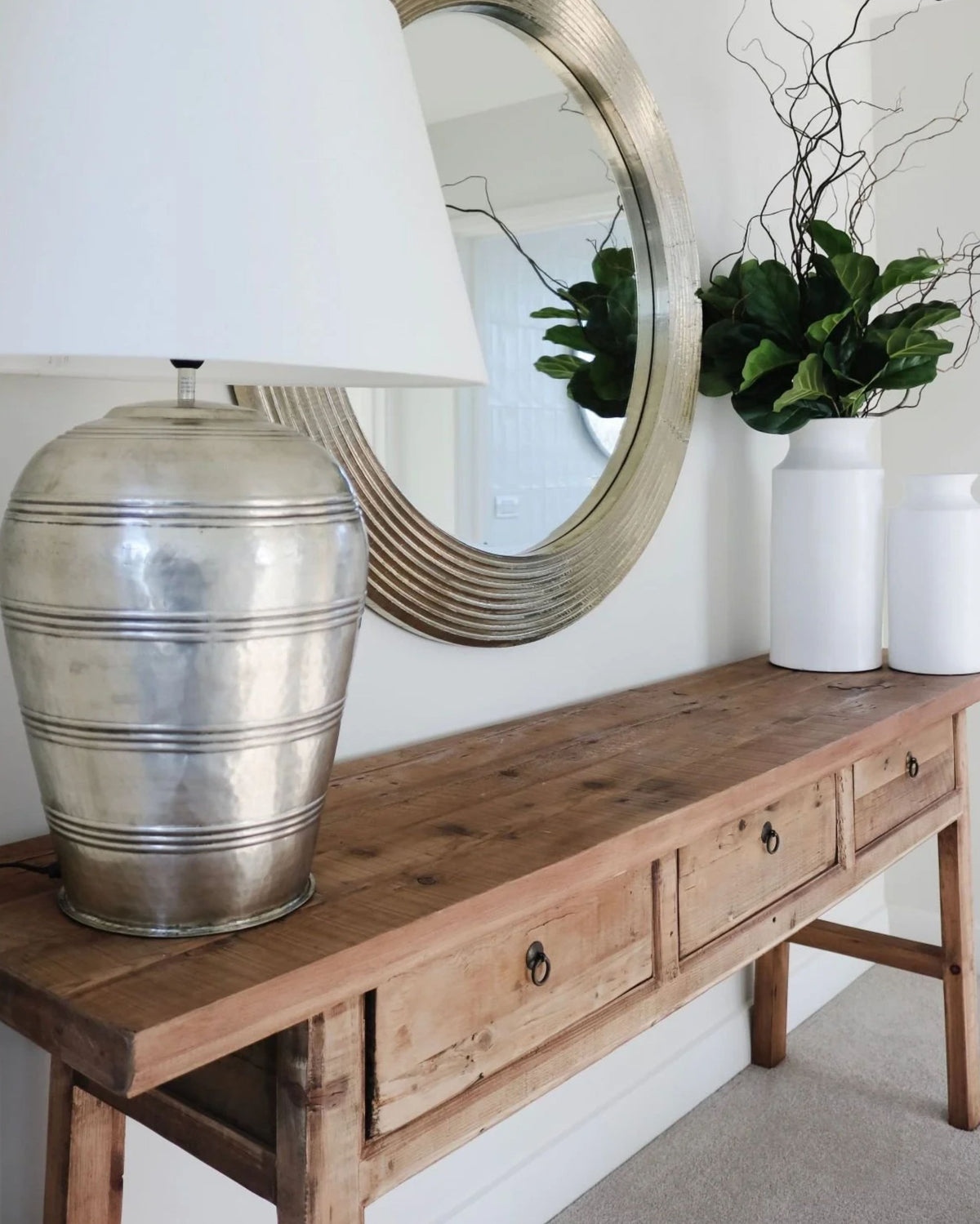 Pavia Console - 3 Drawer