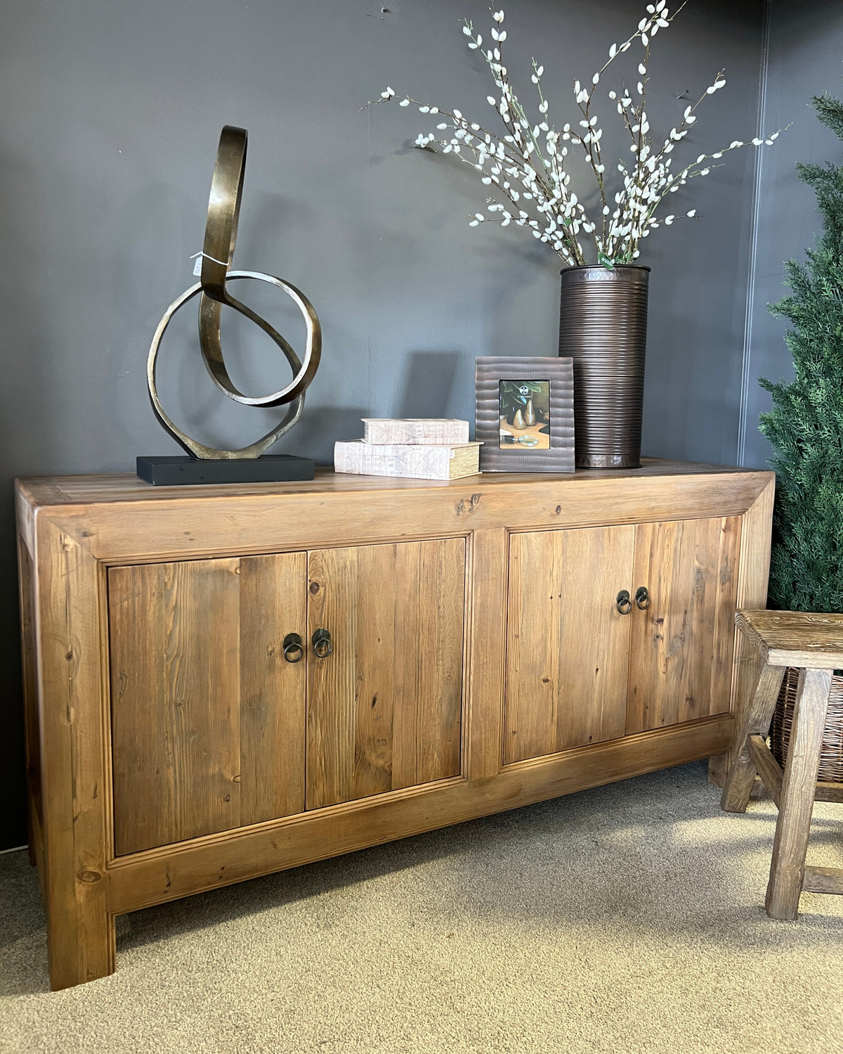 Lhasa 4 Door Sideboard