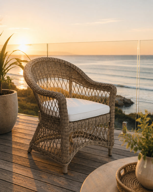 Raglan Outdoor Chair