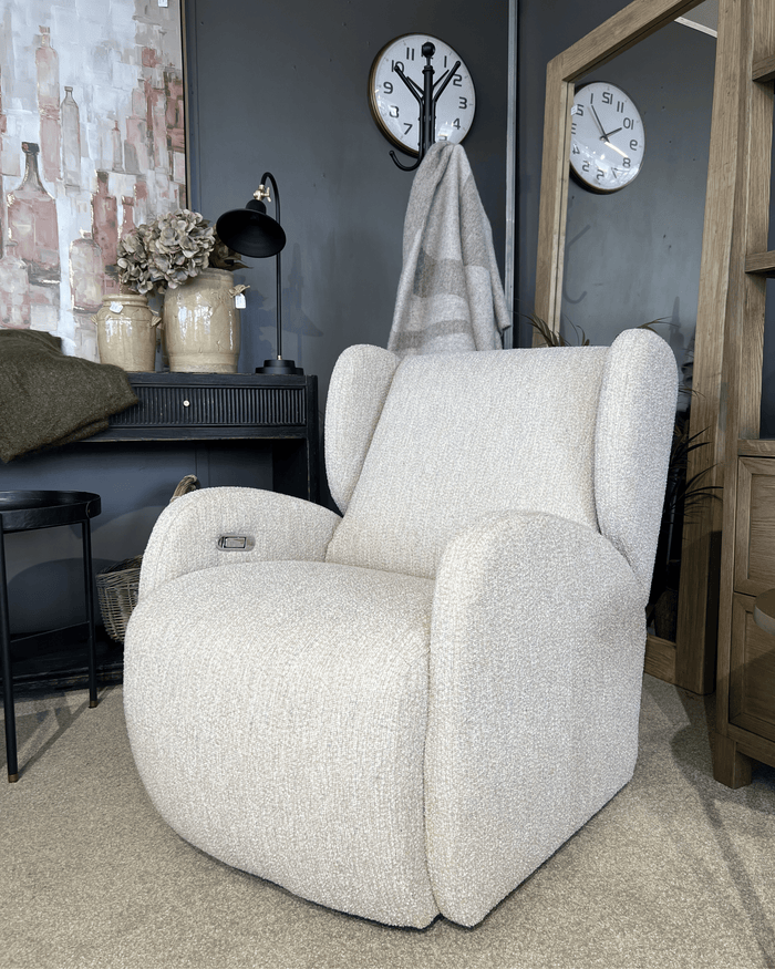 Tate Swivel Chair