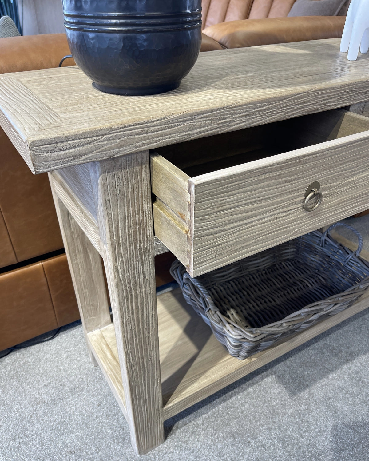 El Paso Console - 2 Drawer