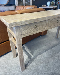 El Paso Console - 3 Drawer