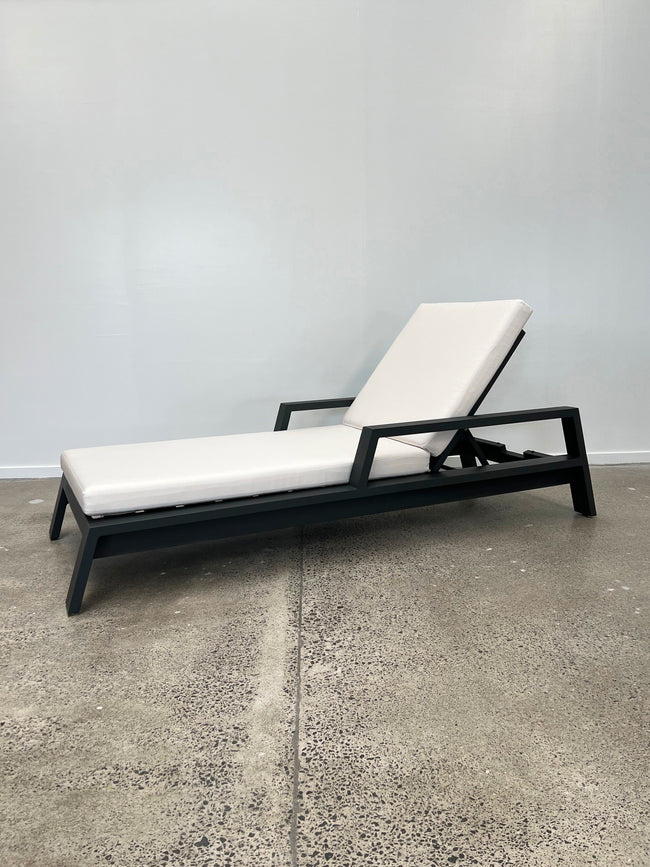 Fitzroy Outdoor Sun Lounger
