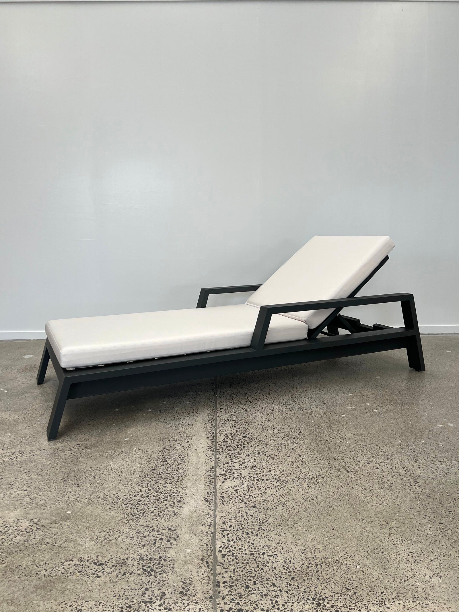 Fitzroy Outdoor Sun Lounger