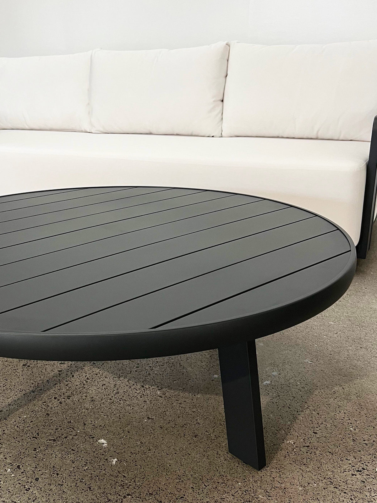 Laguna Round Outdoor Coffee Table - Aluminium