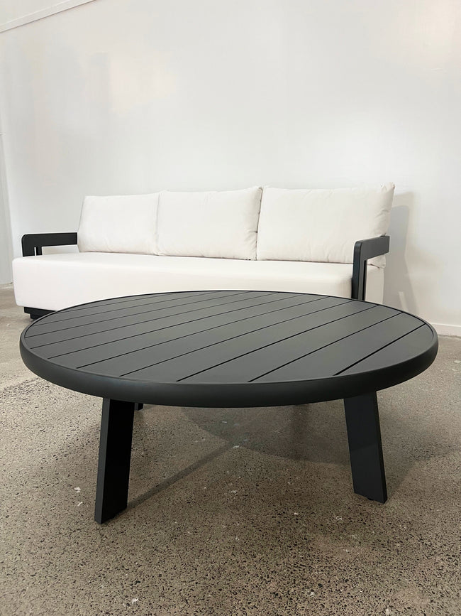 Laguna Round Outdoor Coffee Table