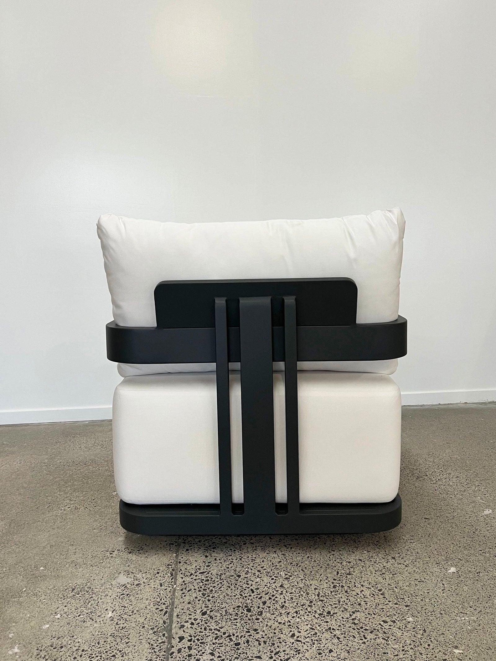 Marlo Outdoor Armchair