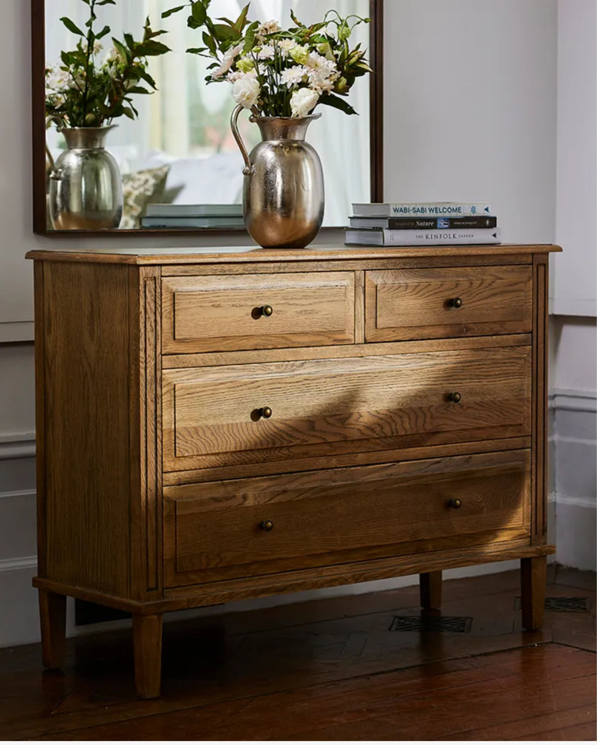 Villa Bedroom Drawers