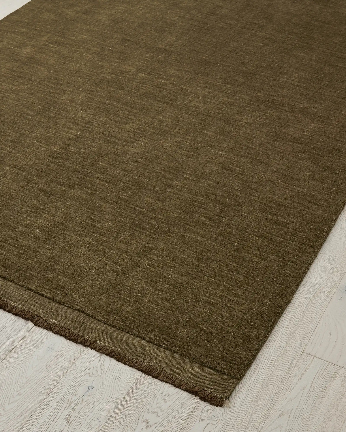 Weave Silvio Floor Rug - Oakmoss - 300cm x 400cm - NZ Wool