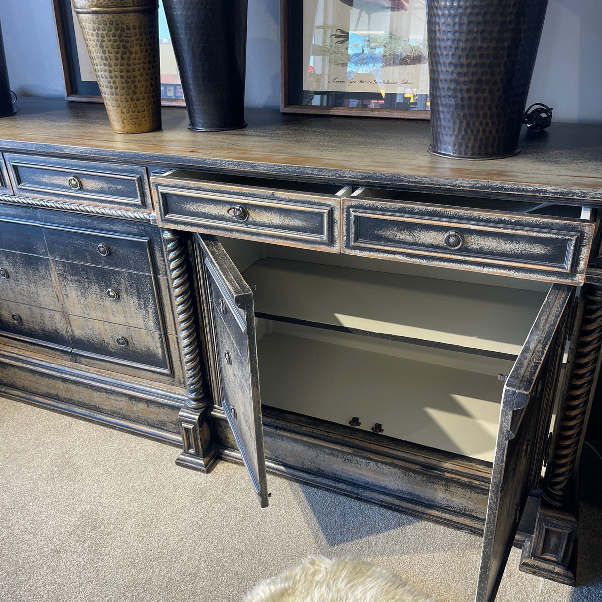 Vernazza Sideboard