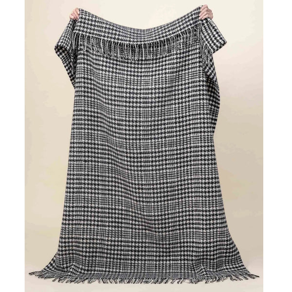 Weave Helmsdale NZ Wool Throw - Midnight