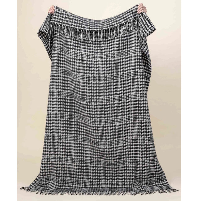 Weave Helmsdale NZ Wool Throw - Midnight