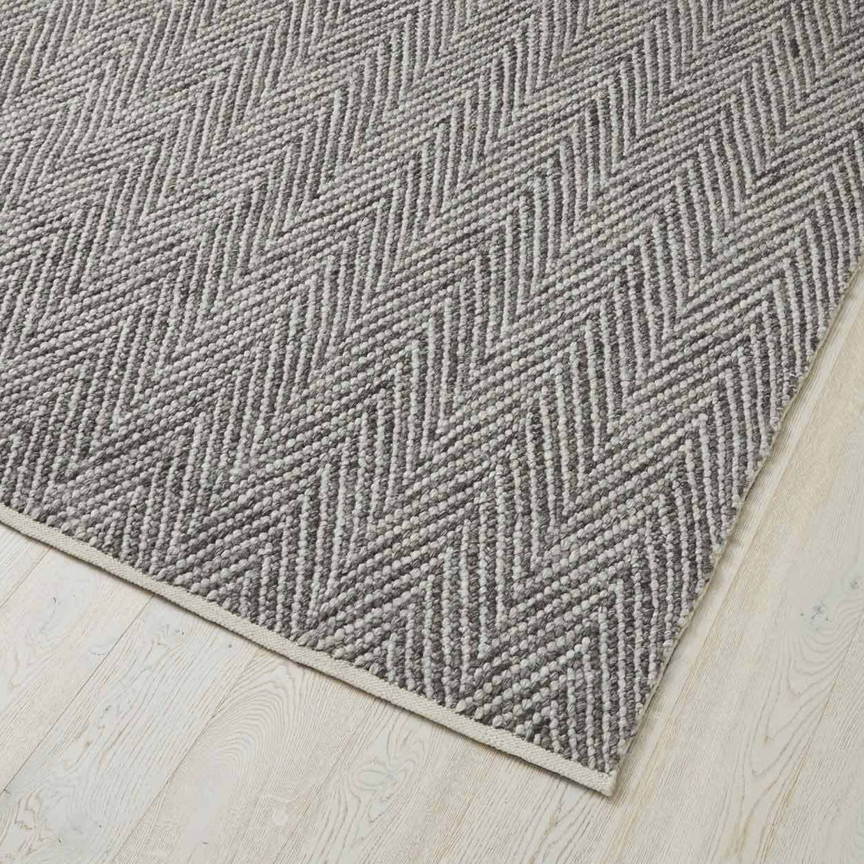 Zambesi Floor Rug - Feather - 200cm x 300cm
