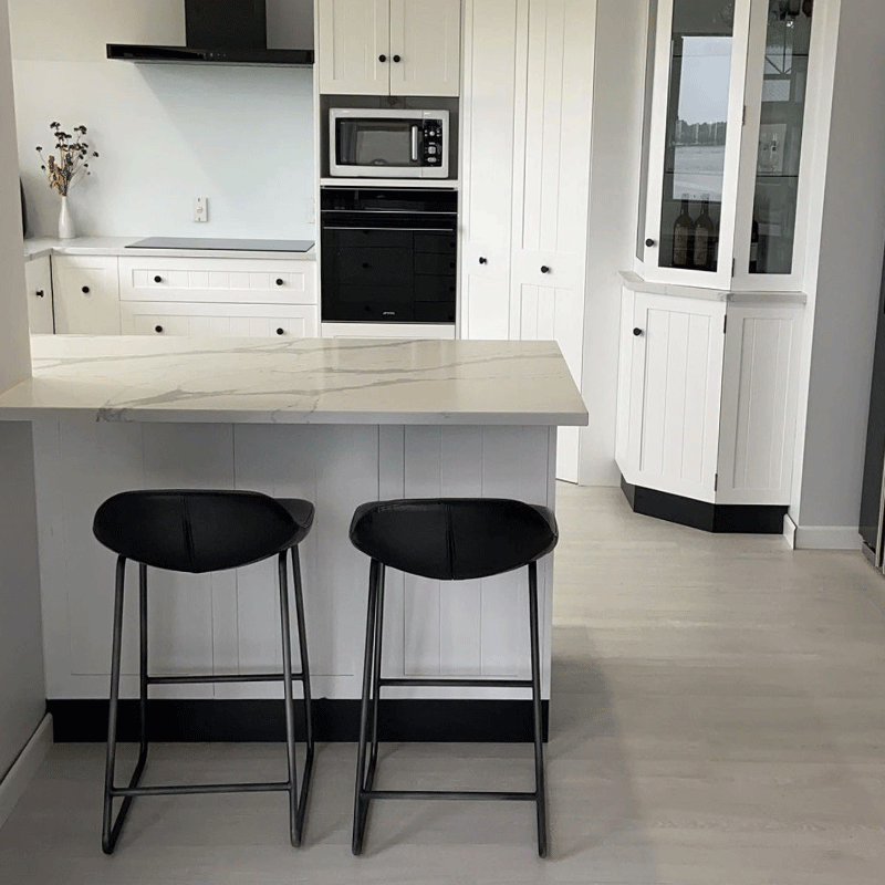 Bauhaus Barstool - Vintage Black