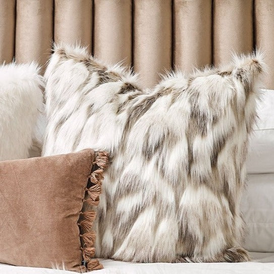 Heirloom Faux Fur Cushion - Feather Inner - Snowshoe Hare
