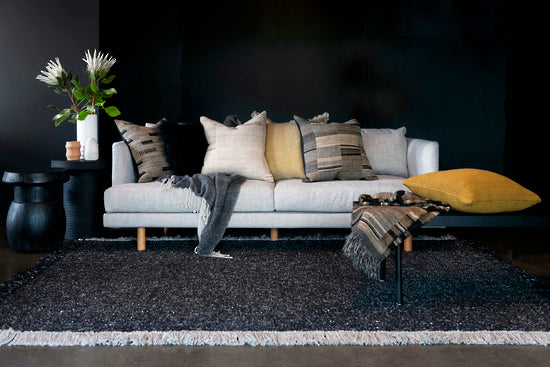 Baya Ulster Floor Rug - Black/Natural - 250 x 350cm