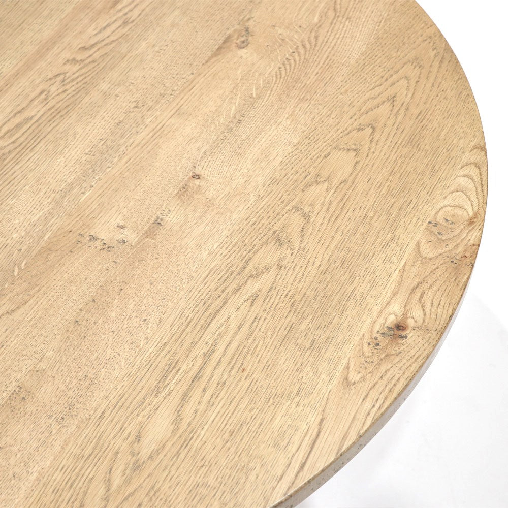 Vicchy Oak Round Dining Table - 1500
